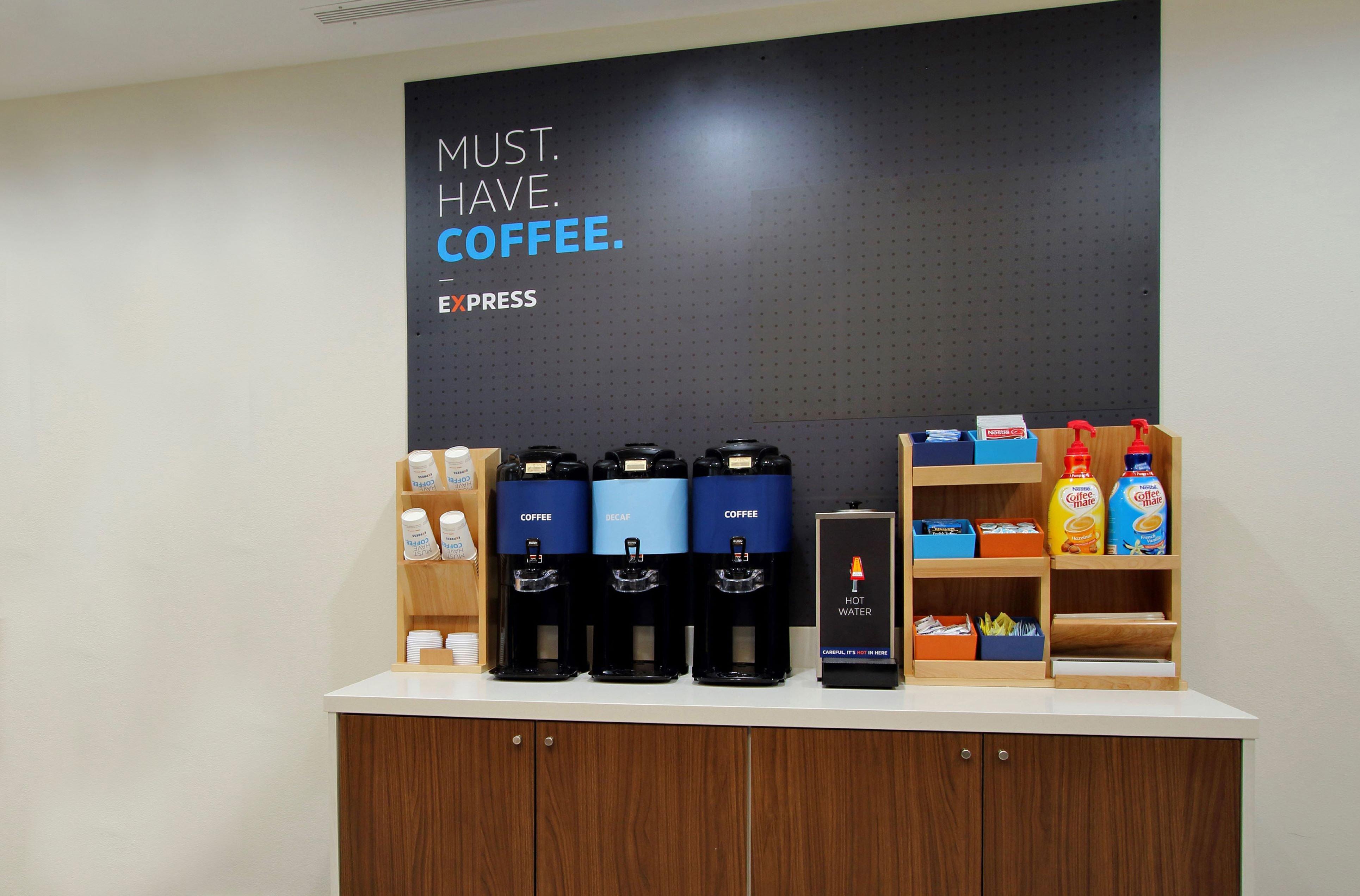 米德韦斯特城智选假日酒店及套房 外观 照片